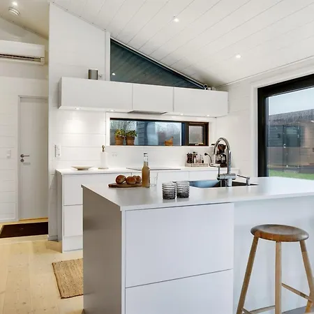 Kjell - 100m From The Sea By Interhome 博恩瑟